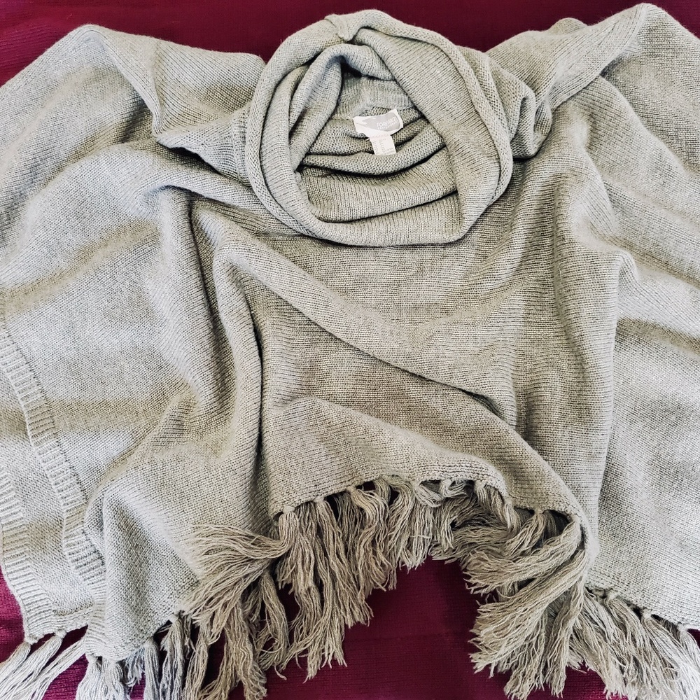 Forever 21 Grey Pancho Sweater - Picture 4 of 7